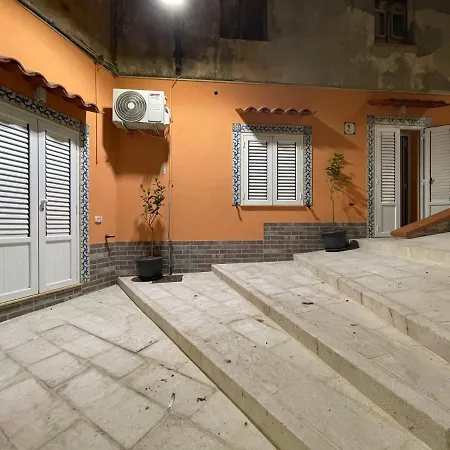 Domus Caricatore شقة *