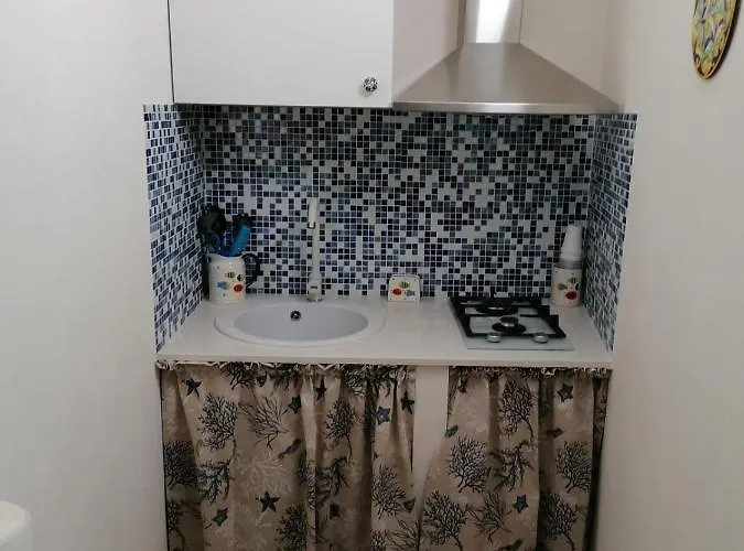 Domus Caricatore Apartman *