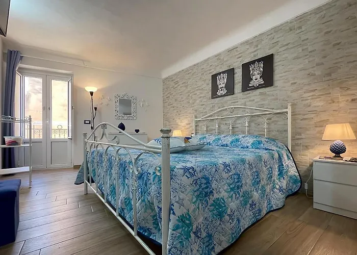 Domus Caricatore Apartman